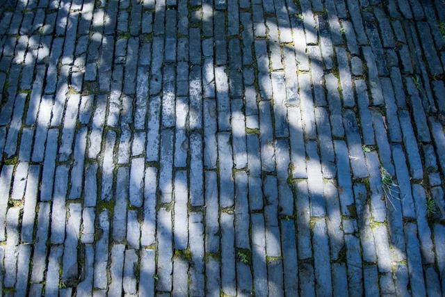 甬路.jpeg 甬路.jpeg